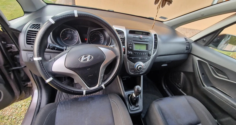 Hyundai ix20 cena 24500 przebieg: 139000, rok produkcji 2011 z Jędrzejów małe 106
